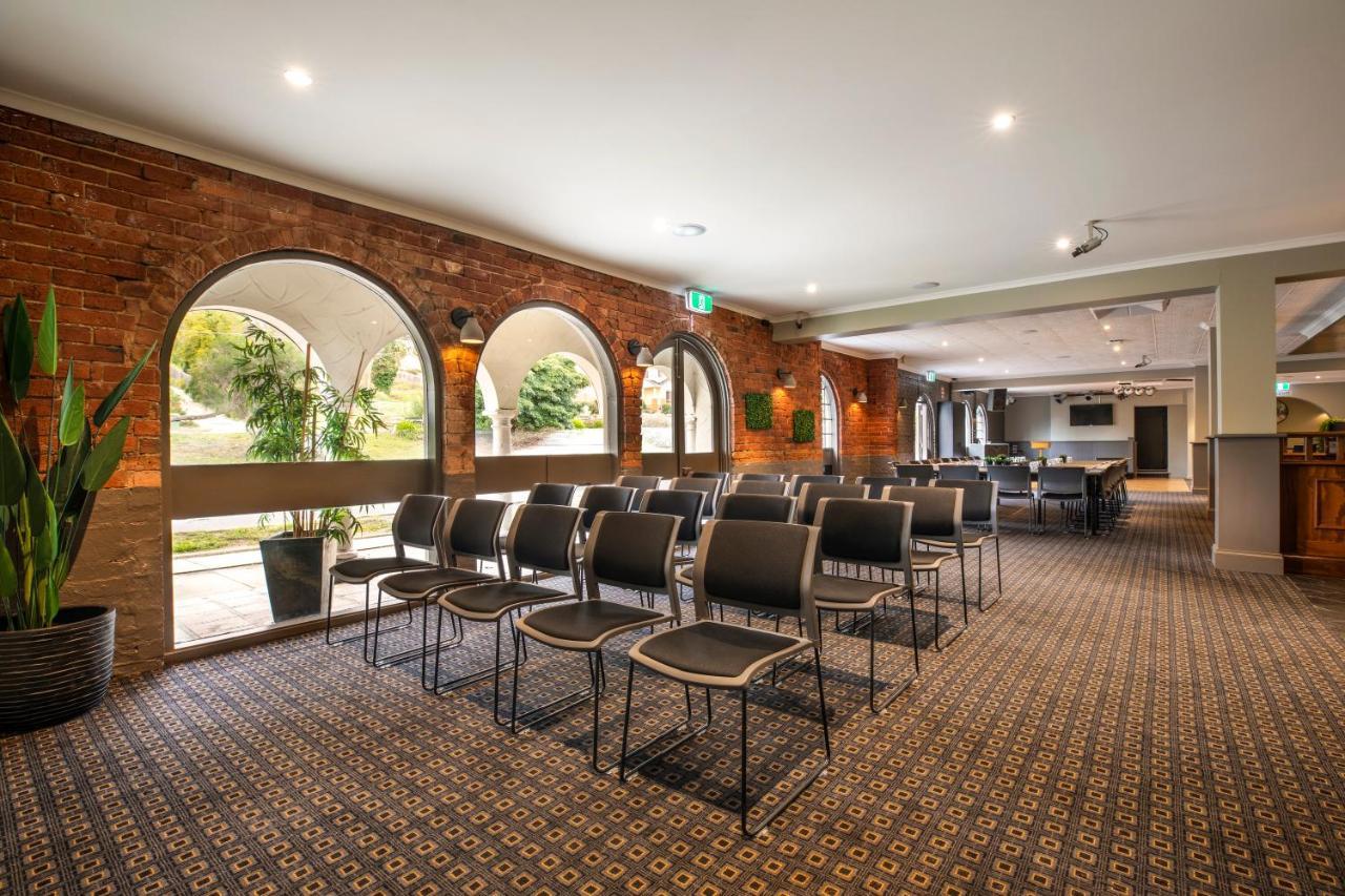 Nightcap At Ferntree Gully Hotel Motel Εξωτερικό φωτογραφία