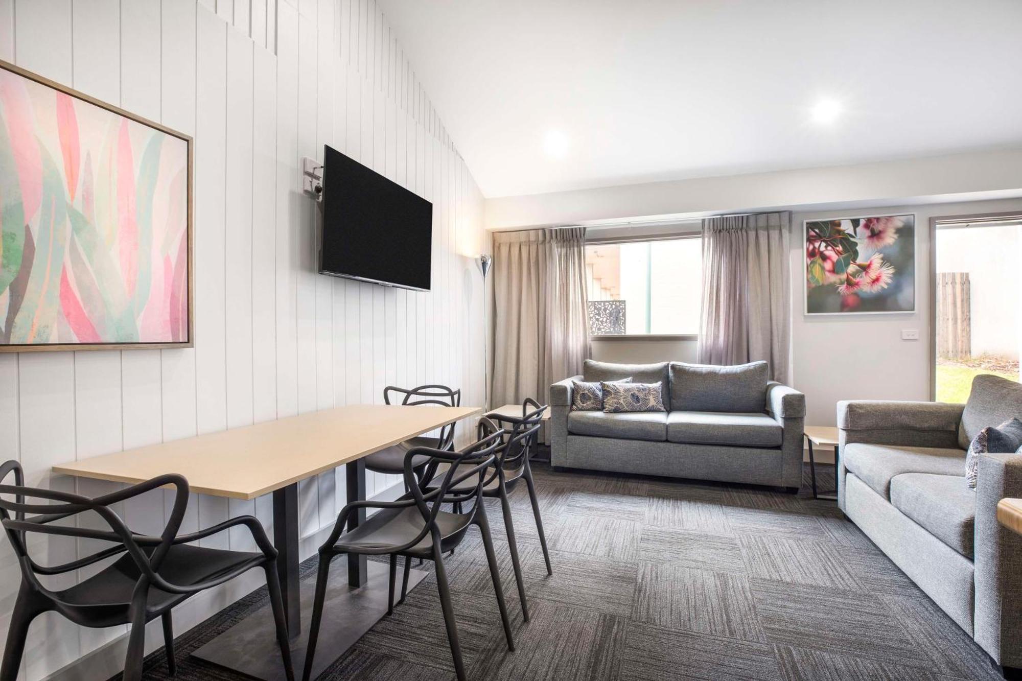Nightcap At Ferntree Gully Hotel Motel Εξωτερικό φωτογραφία